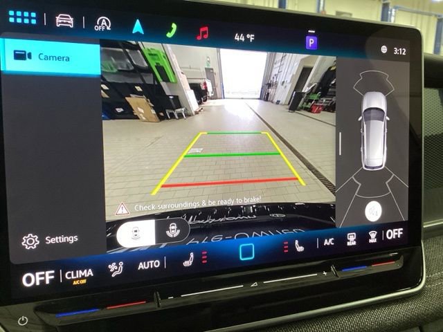 Used 2025 Volkswagen Tiguan S image 13