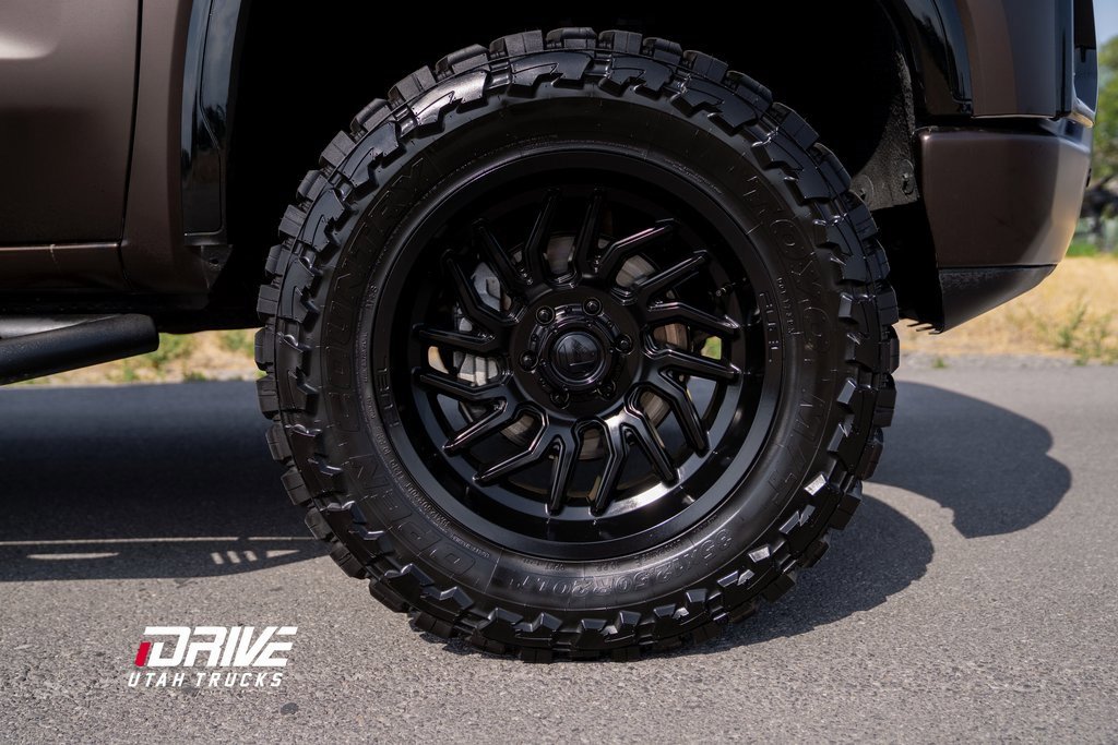 Used 2022 GMC Sierra 1500 AT4 image 10