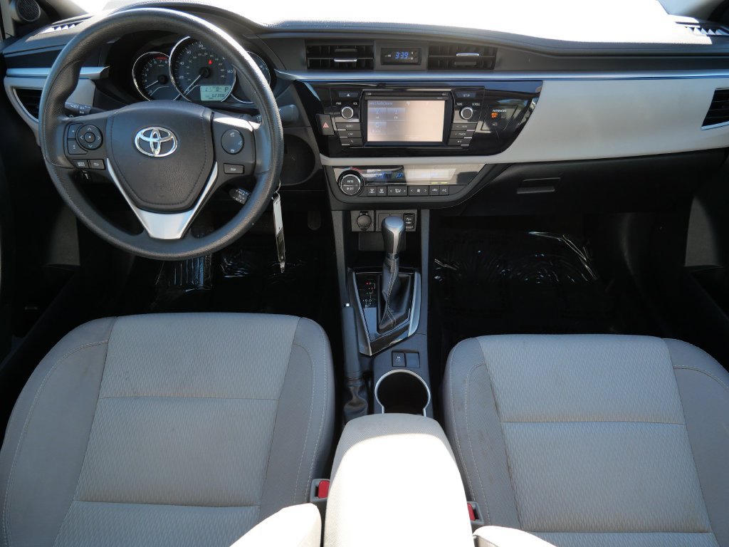 Used 2016 Toyota Corolla LE FWD image 15