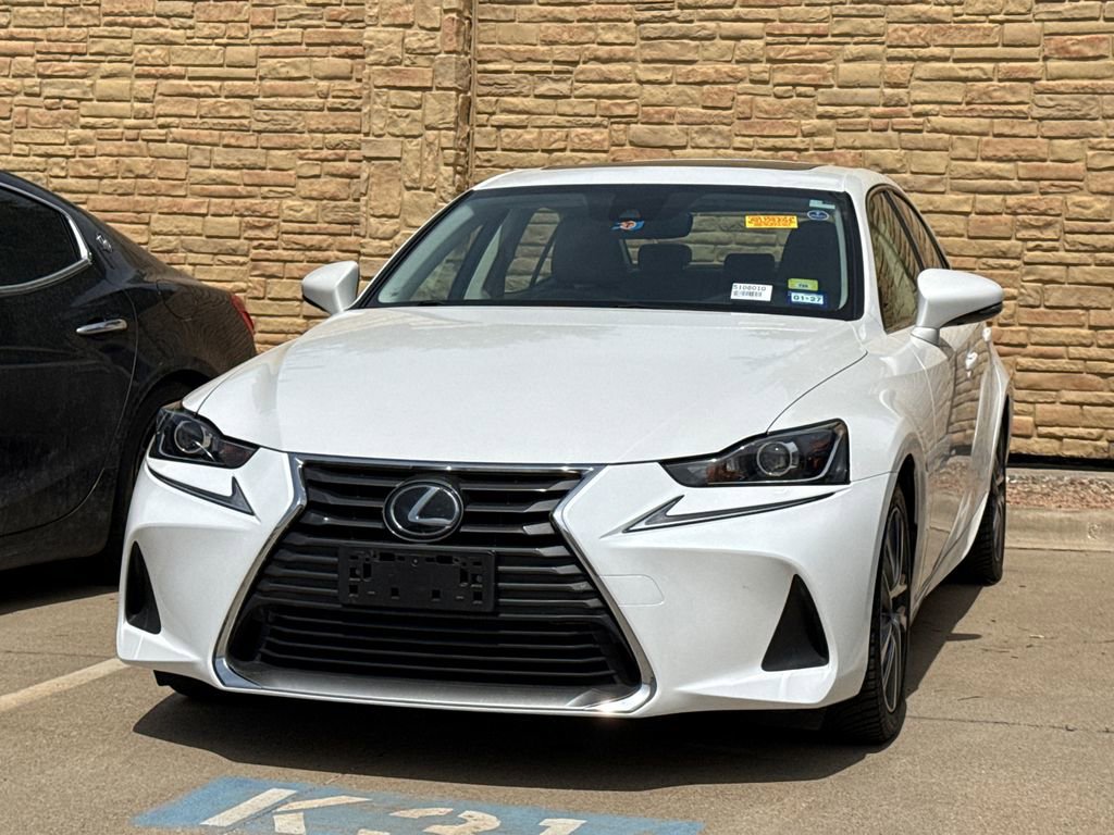 Used 2020 Lexus IS 300 image 1