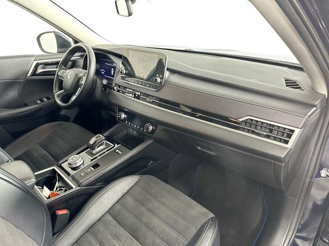 Used 2024 Mitsubishi Outlander SE image 30