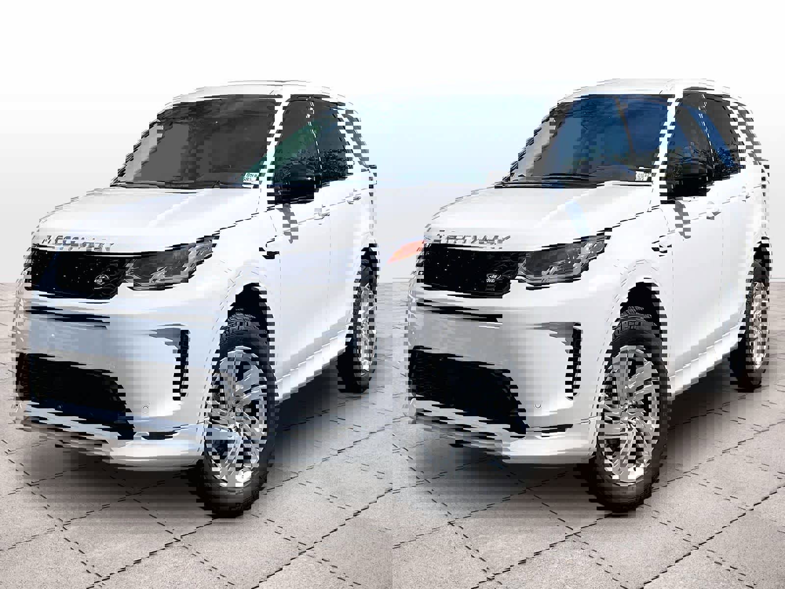 Used 2025 Land Rover Discovery Sport S image 1