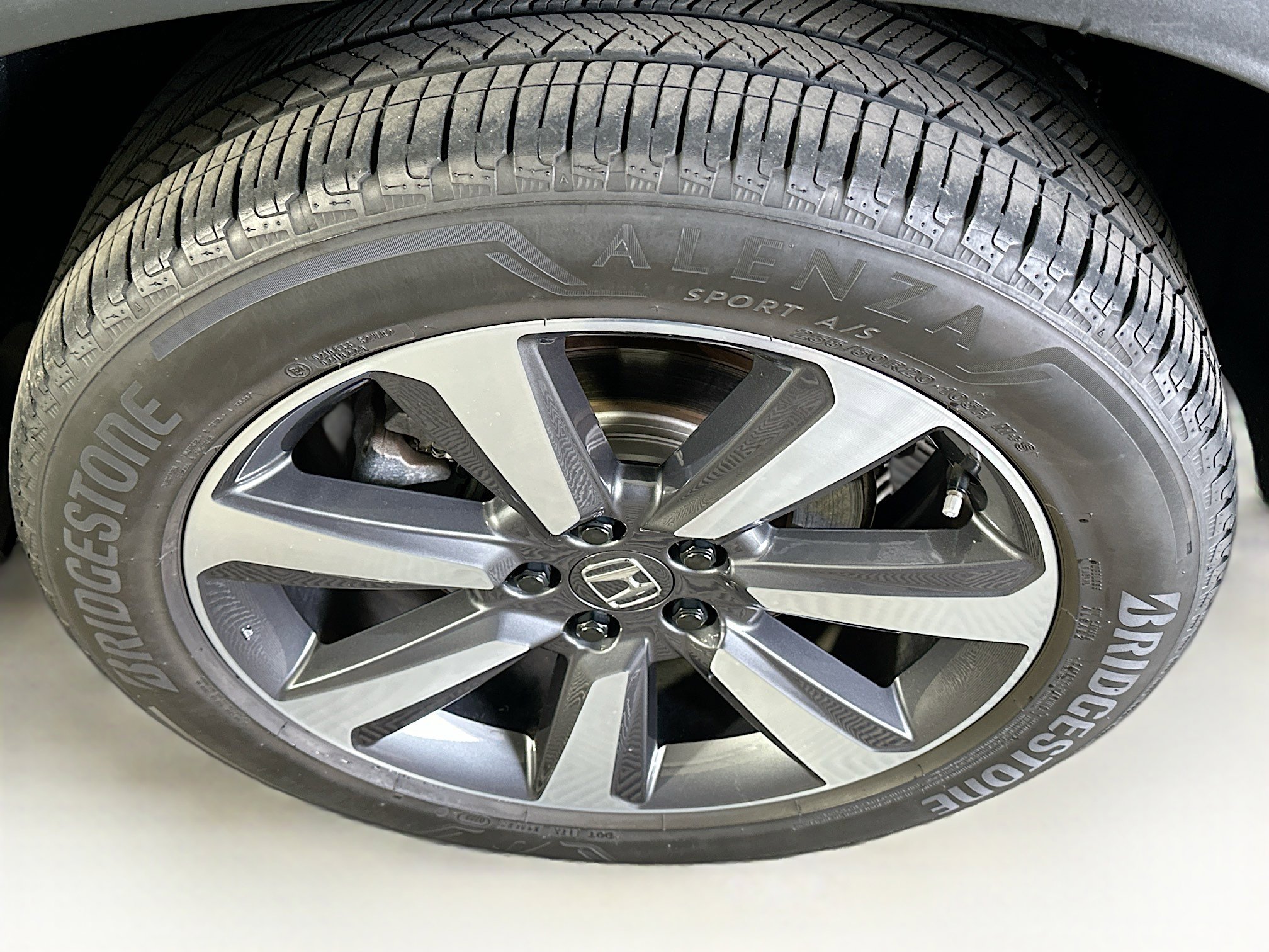 Used 2023 Honda Pilot Elite image 11