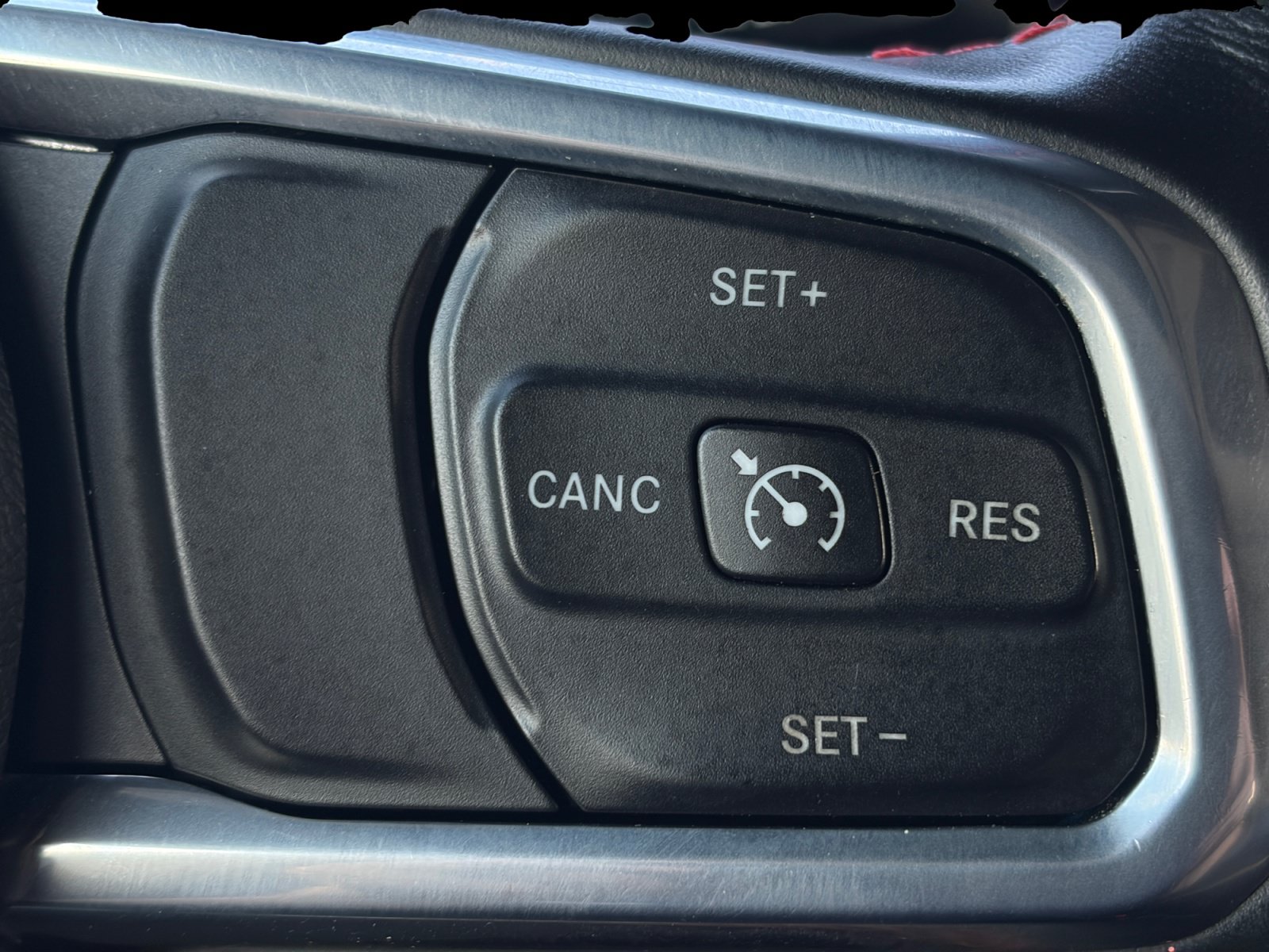 Used 2021 Jeep Gladiator Rubicon AWD/4WD image 27