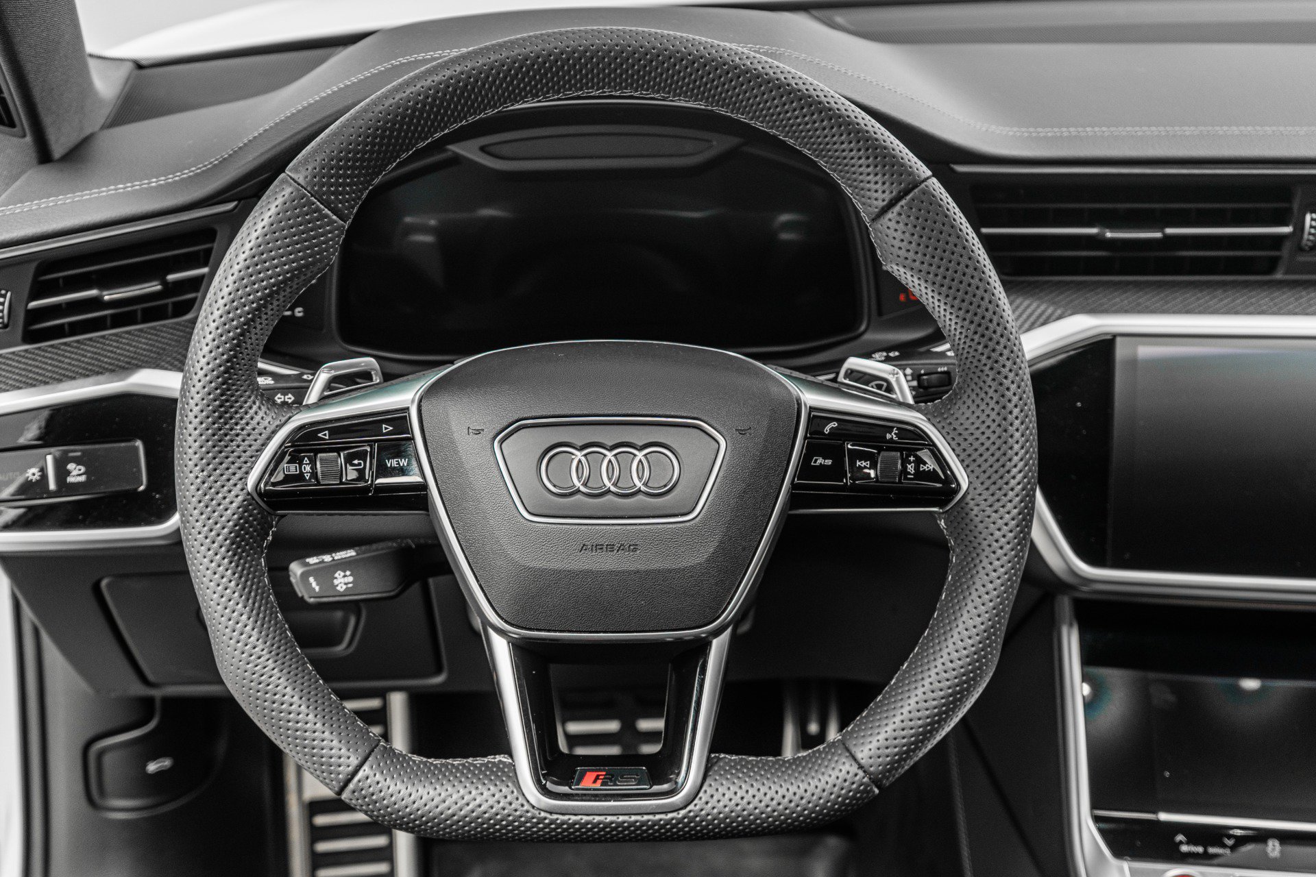 Used 2025 Audi RS 6 performance AWD/4WD image 15