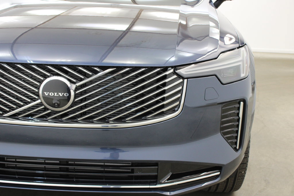 New 2026 Volvo XC90 T8 Ultra w/ Protection Package Premier AWD/4WD image 8