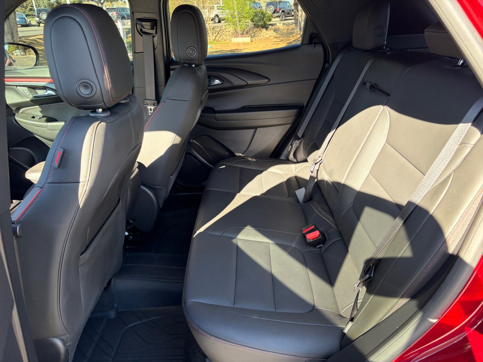 Used 2025 Chevrolet TrailBlazer RS w/ Convenience Package image 17