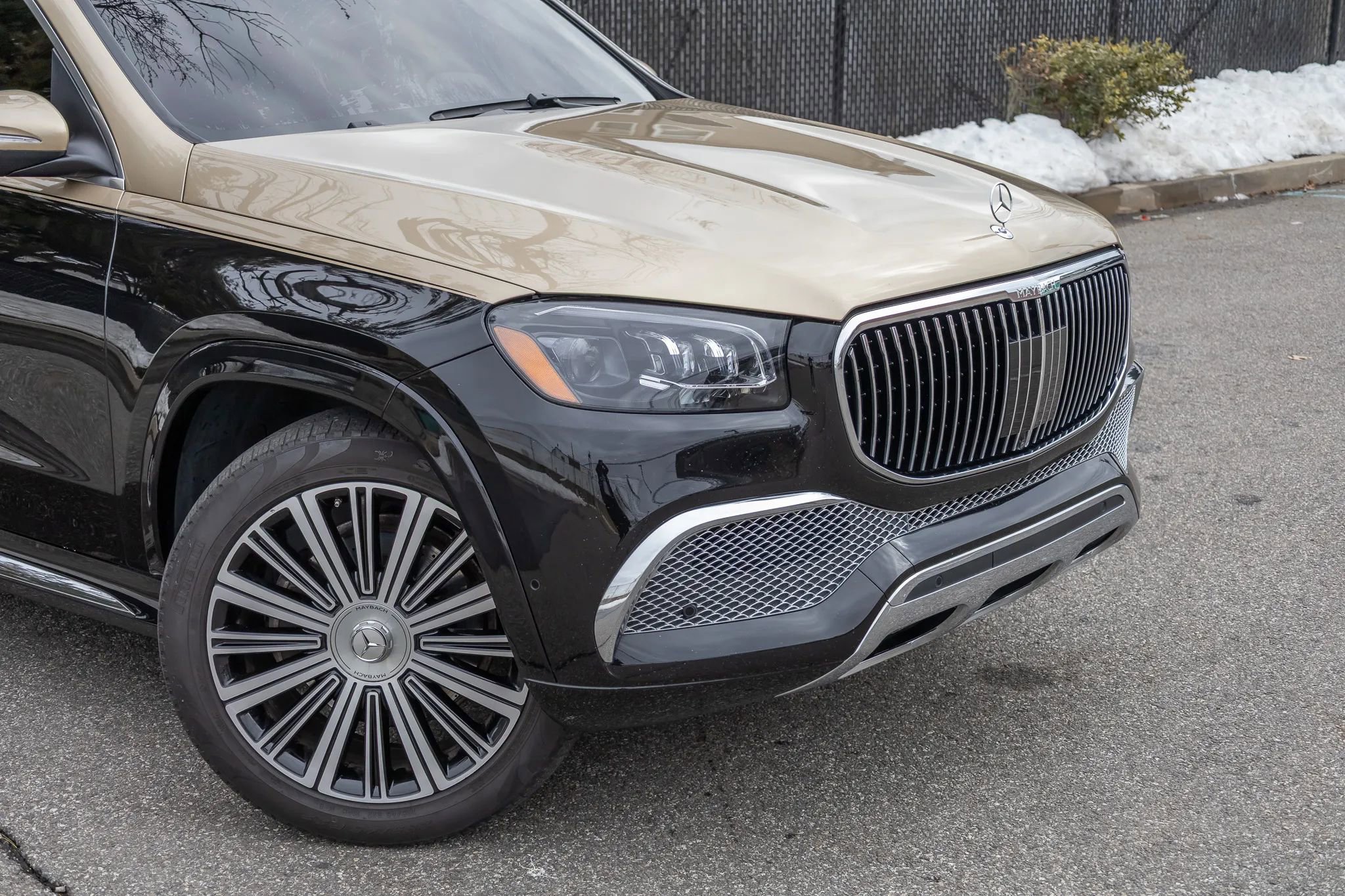 Used 2023 Mercedes-Benz Maybach GLS 600 4MATIC image 10