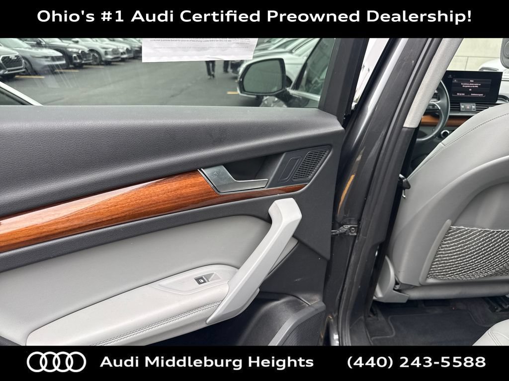Used 2023 Audi Q5 2.0T Premium Plus w/ Premium Plus Package AWD/4WD image 21