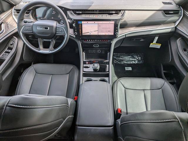 New 2026 Jeep Grand Cherokee Limited AWD/4WD image 15