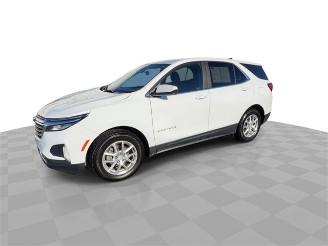 Certified 2024 Chevrolet Equinox LT w/ LPO, Floor Liner Package image 5