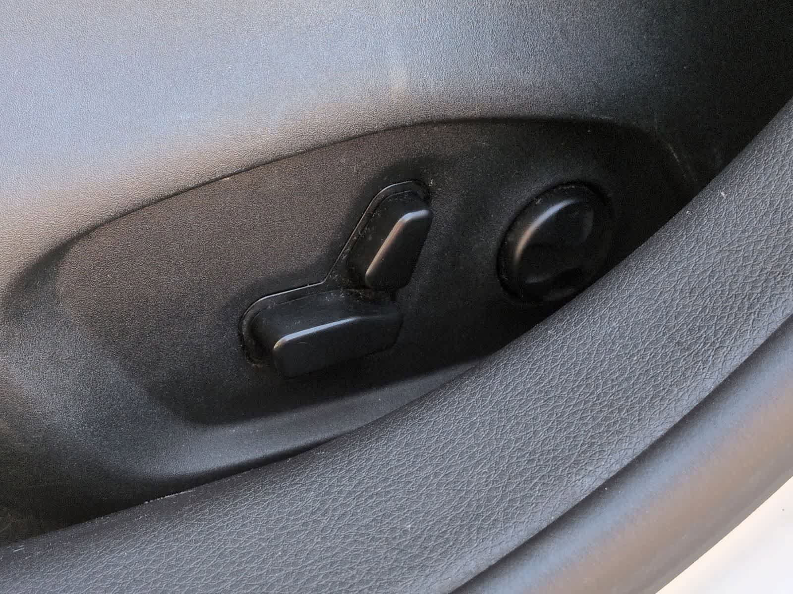 Used 2019 Jeep Compass Limited AWD/4WD image 17