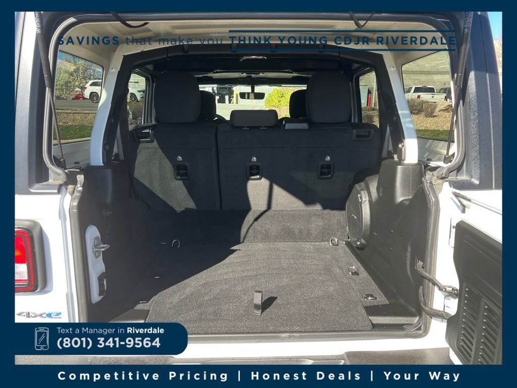 Used 2023 Jeep Wrangler Unlimited w/ 8.4" Radio Group image 22