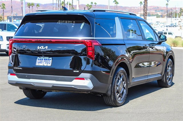 New 2026 Kia Carnival EX image 9