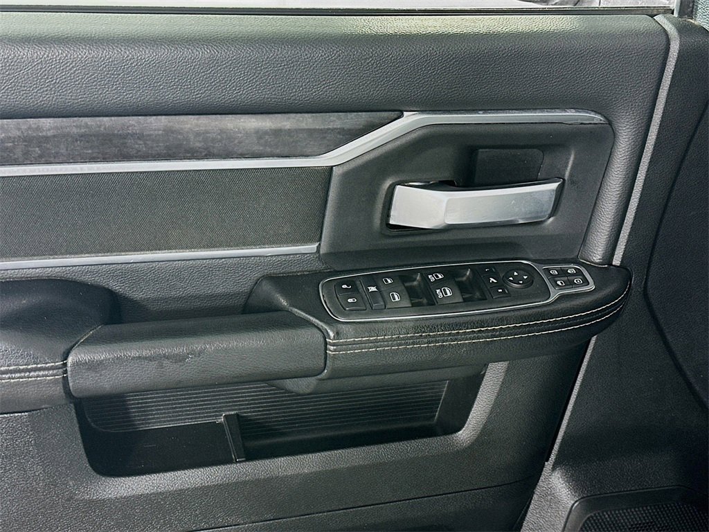 Used 2024 RAM 3500 Big Horn image 25