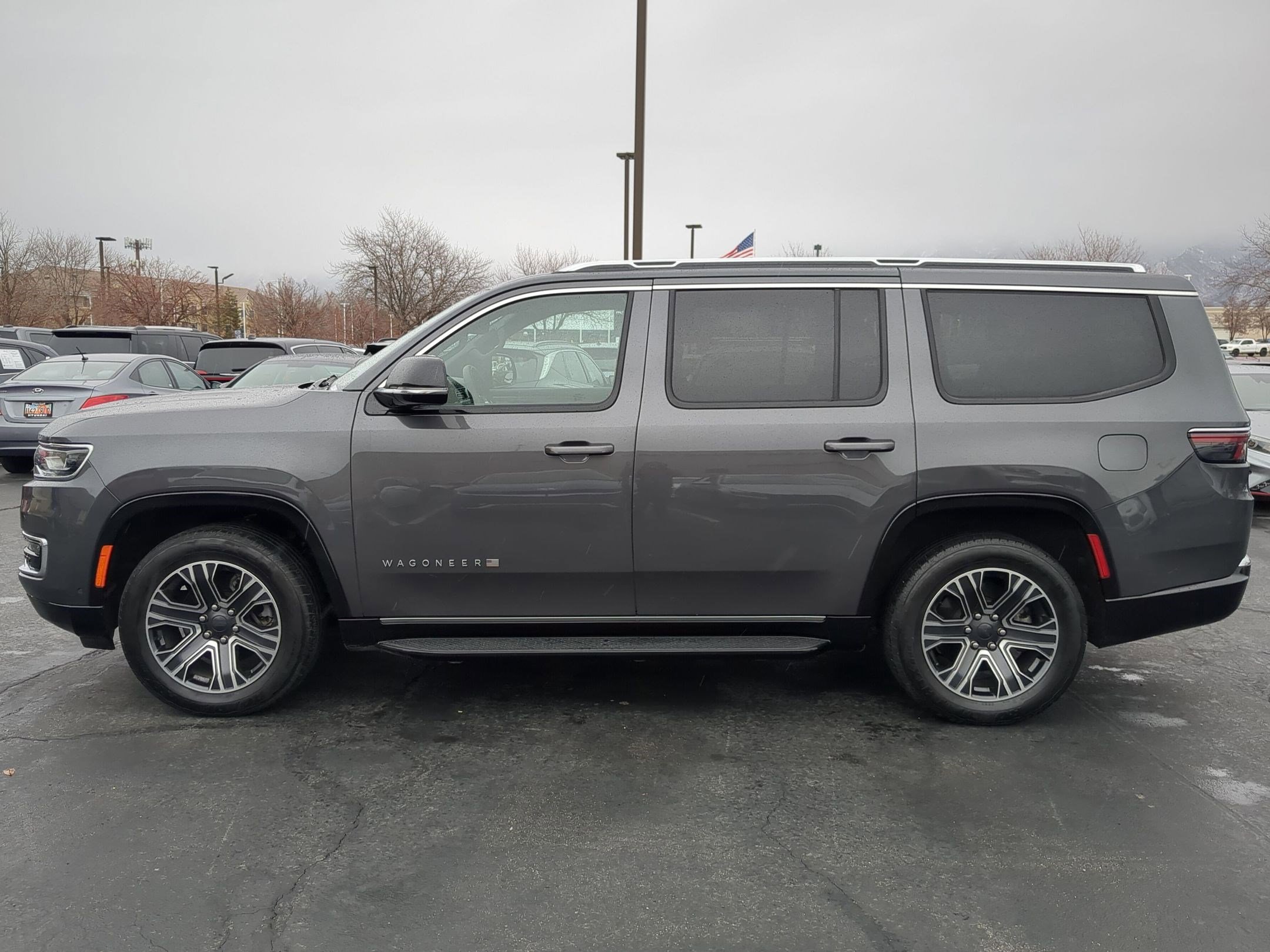 Used 2024 Jeep Wagoneer Series II image 9