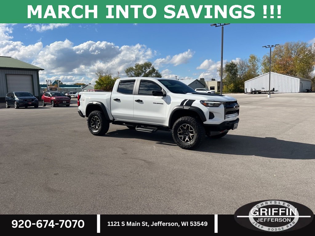 Used 2023 Chevrolet Colorado ZR2 w/ ZR2 Convenience Package III image 8