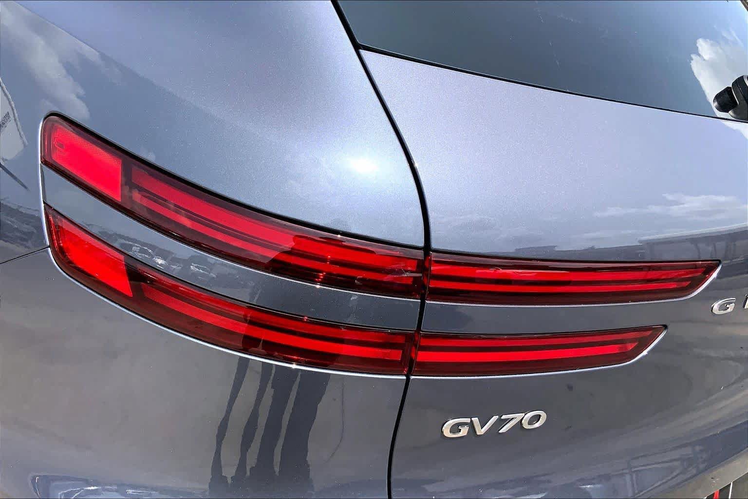 Used 2026 Genesis GV70 3.5T Sport Prestige AWD/4WD image 28