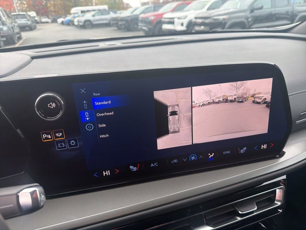 New 2026 Chevrolet Traverse LT w/ Midnight/Sport Edition image 12