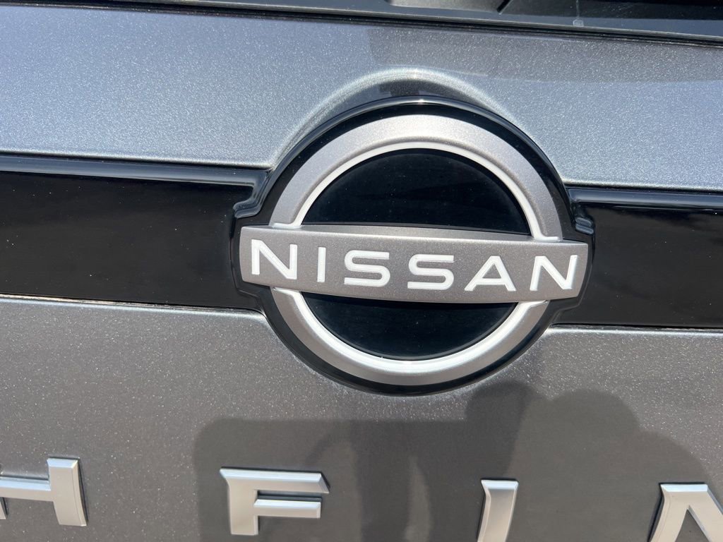 Certified 2024 Nissan Pathfinder SL image 31