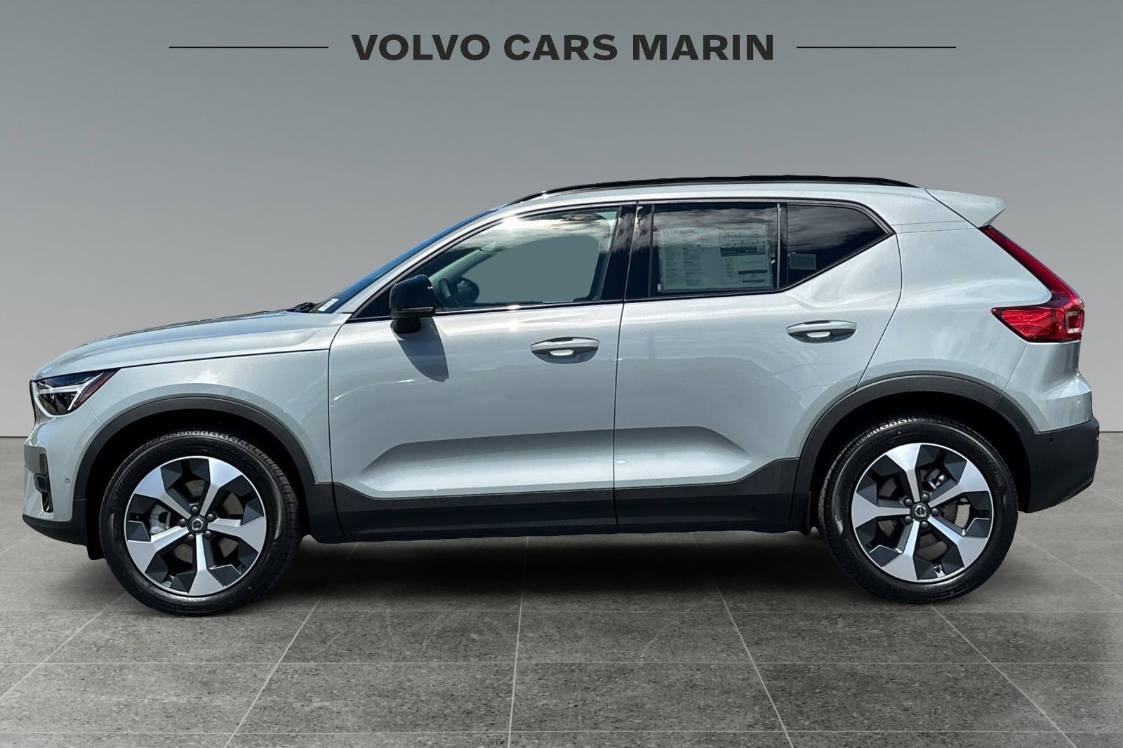 New 2026 Volvo XC40 B5 Plus w/ Protection Package Premier image 5