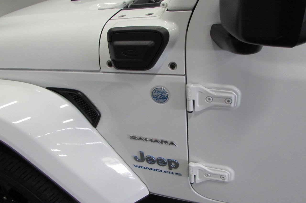 Used 2023 Jeep Wrangler Unlimited Sahara image 10