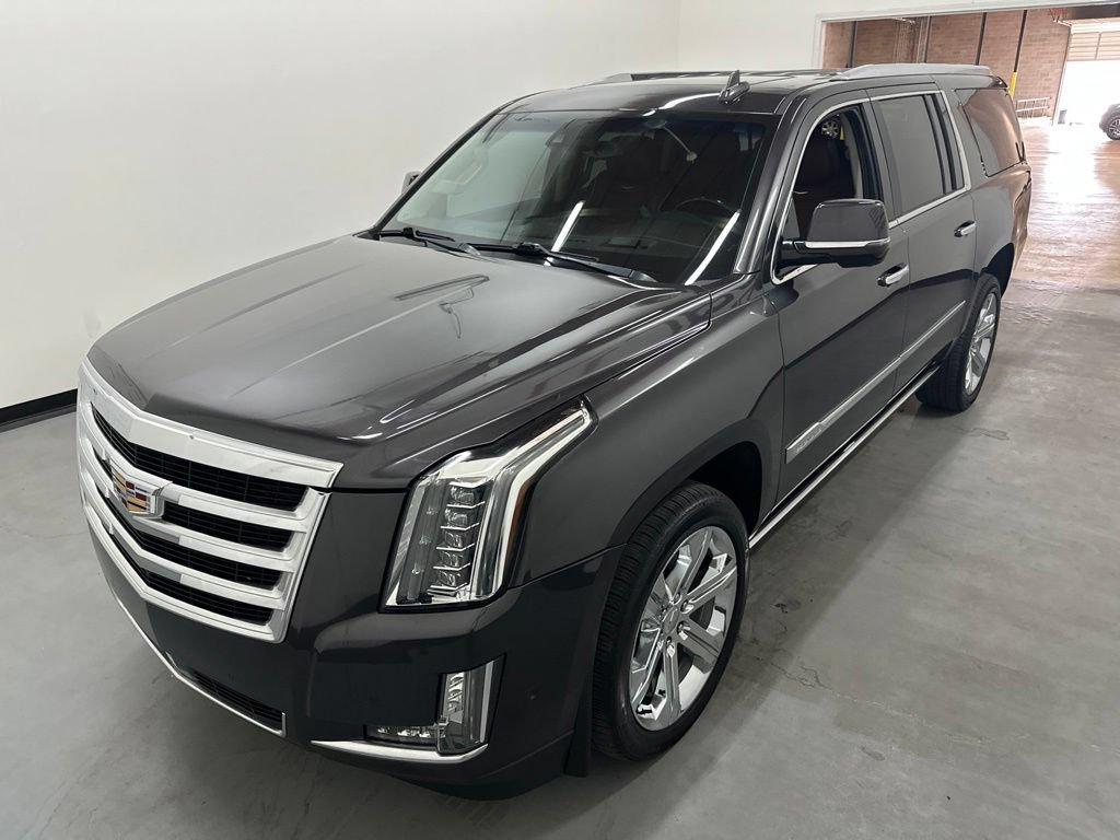 Used 2018 Cadillac Escalade ESV Premium Luxury RWD image 23