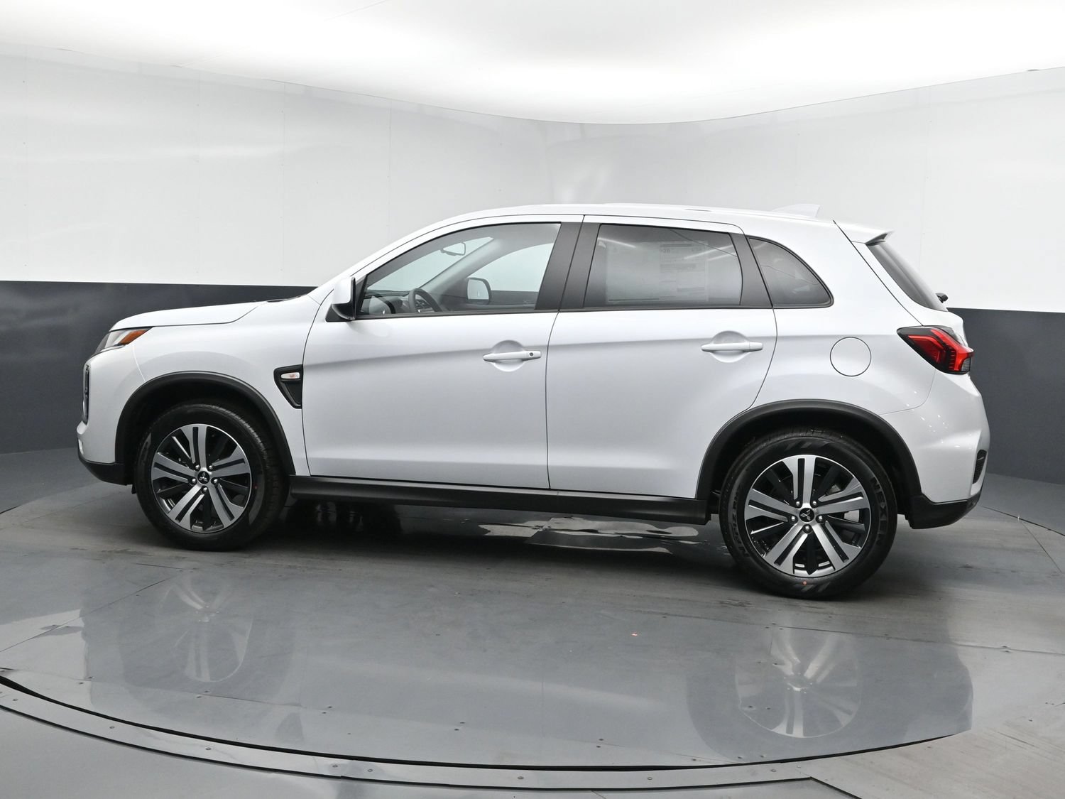 New 2026 Mitsubishi Outlander Sport ES AWD/4WD image 4