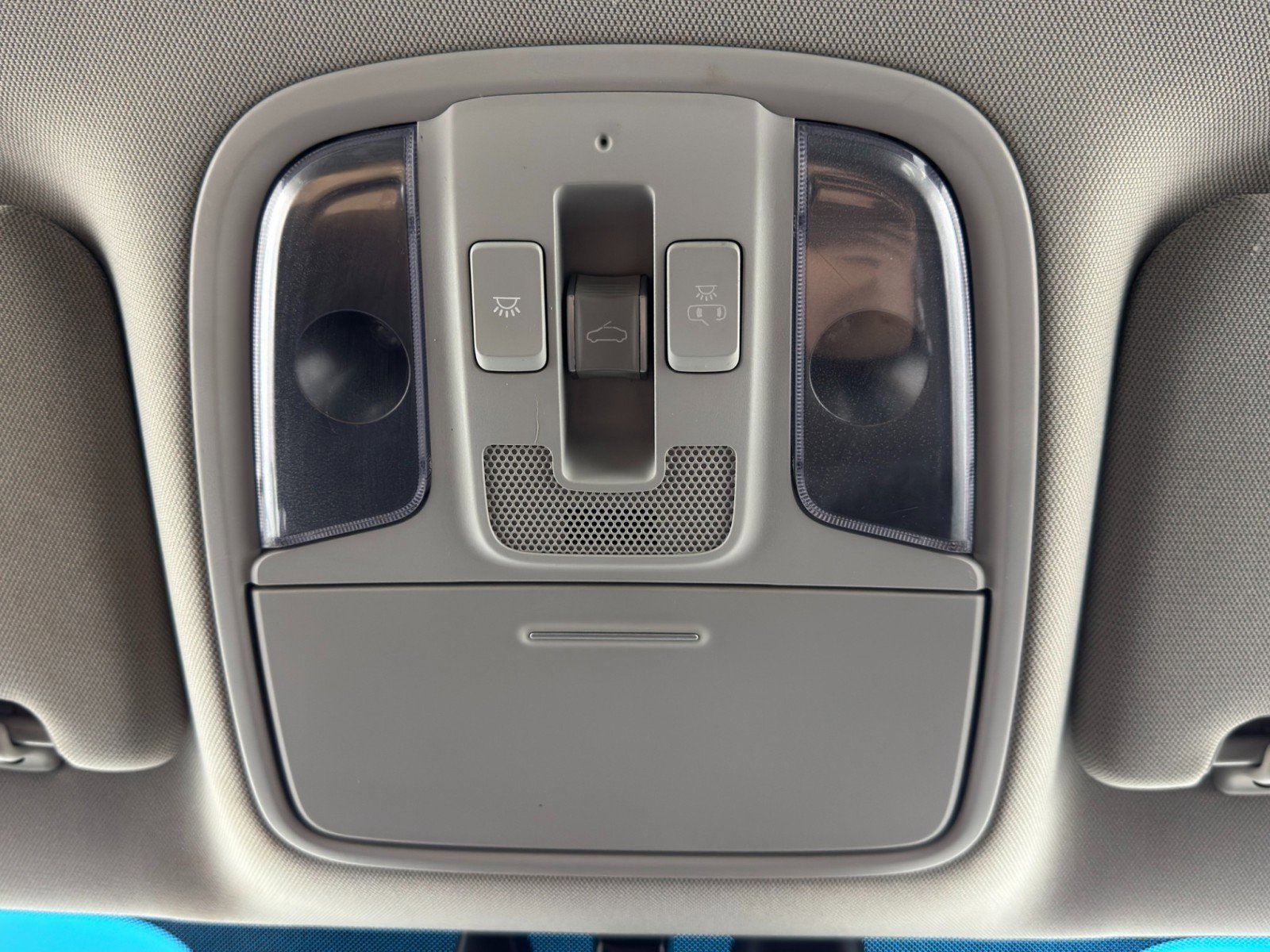 Used 2020 Kia Optima Premium image 32