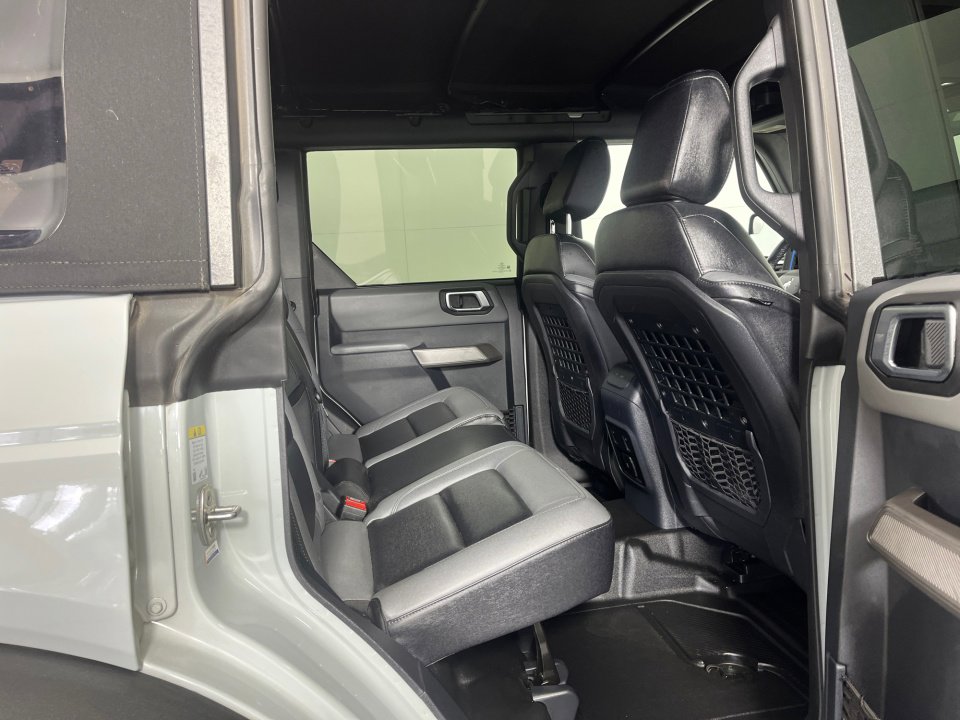 Used 2023 Ford Bronco Black Diamond image 32