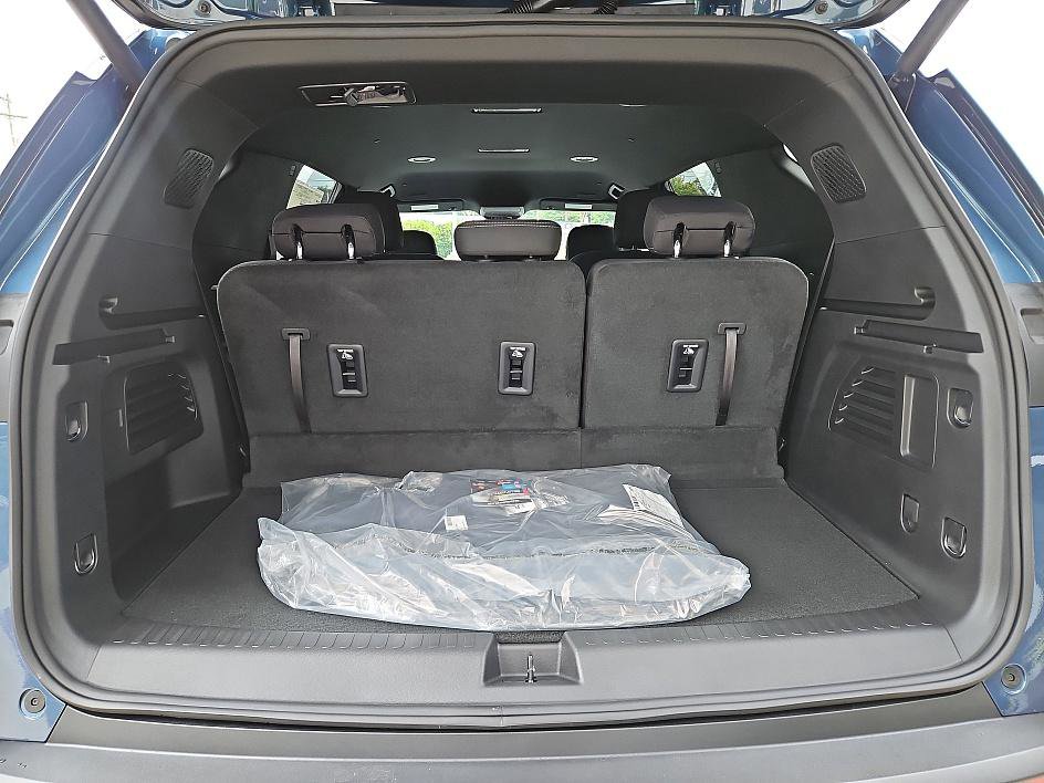 New 2026 Chevrolet Traverse LT w/ Driver Confidence Package image 12