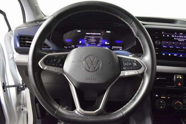 Used 2024 Volkswagen Taos SE FWD image 14
