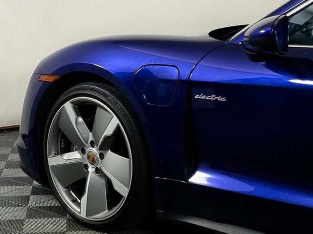 Used 2021 Porsche Taycan image 15