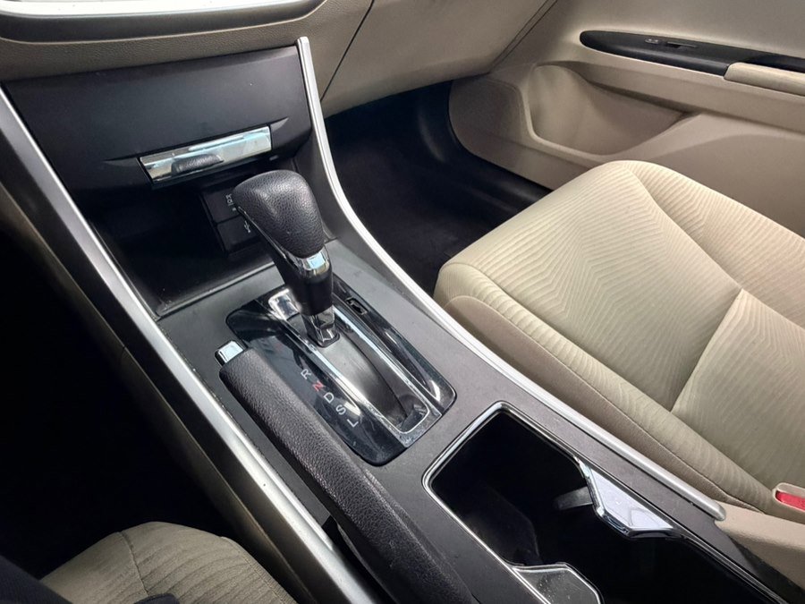 Used 2015 Honda Accord LX image 42