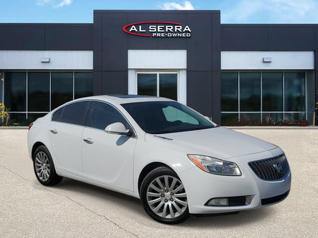 Used 2013 Buick Regal Premium FWD image 1
