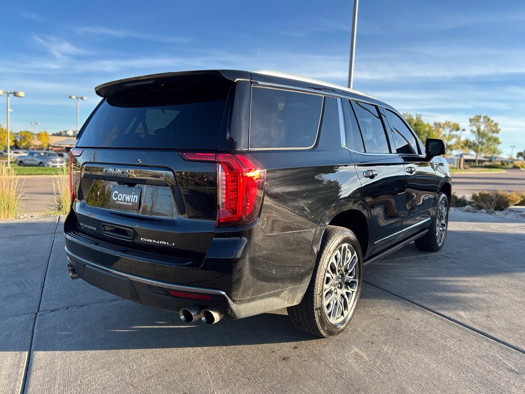 Used 2023 GMC Yukon Denali Ultimate AWD/4WD image 8