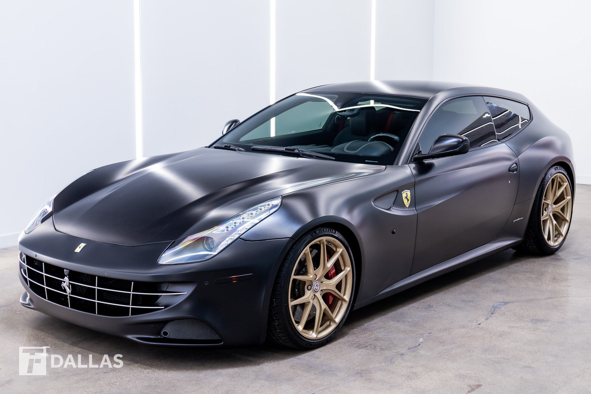 Used 2012 Ferrari FF AWD/4WD image 2