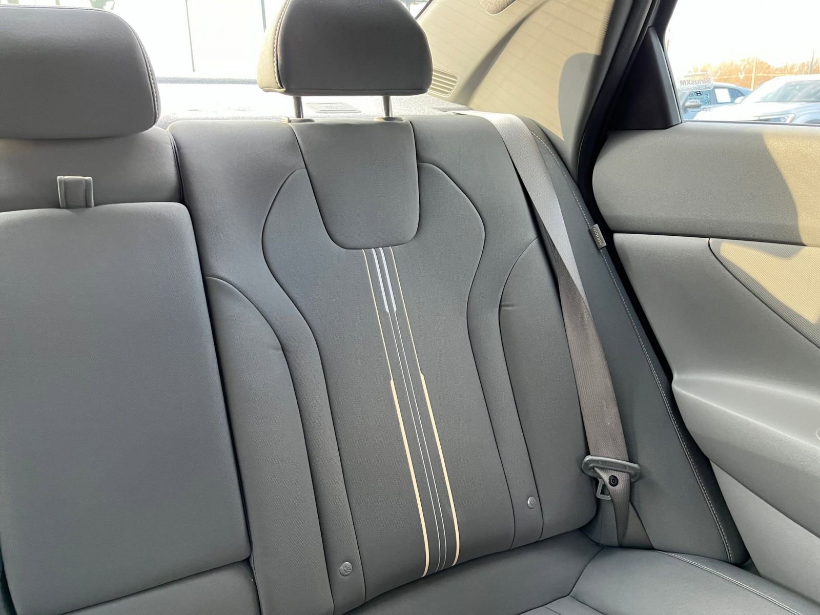 Used 2025 Hyundai Elantra SEL image 35