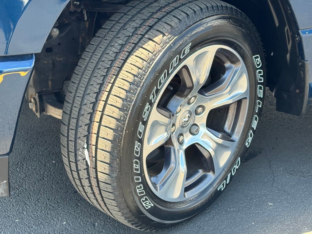 Used 2023 RAM 1500 Laramie AWD/4WD image 9
