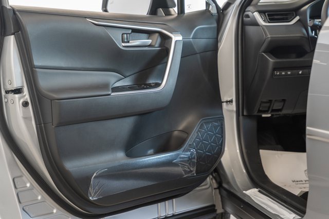 New 2025 Toyota RAV4 XLE image 36