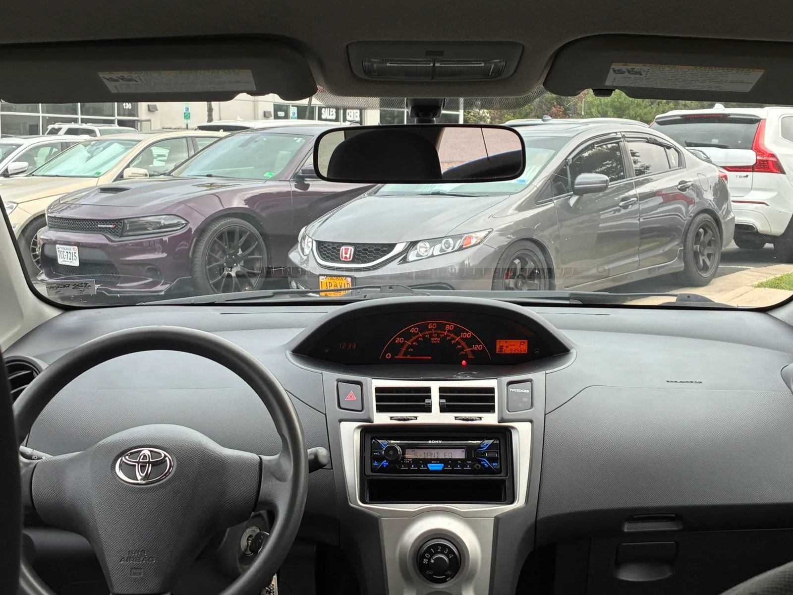 Used 2010 Toyota Yaris 2-Door Hatchback FWD image 13