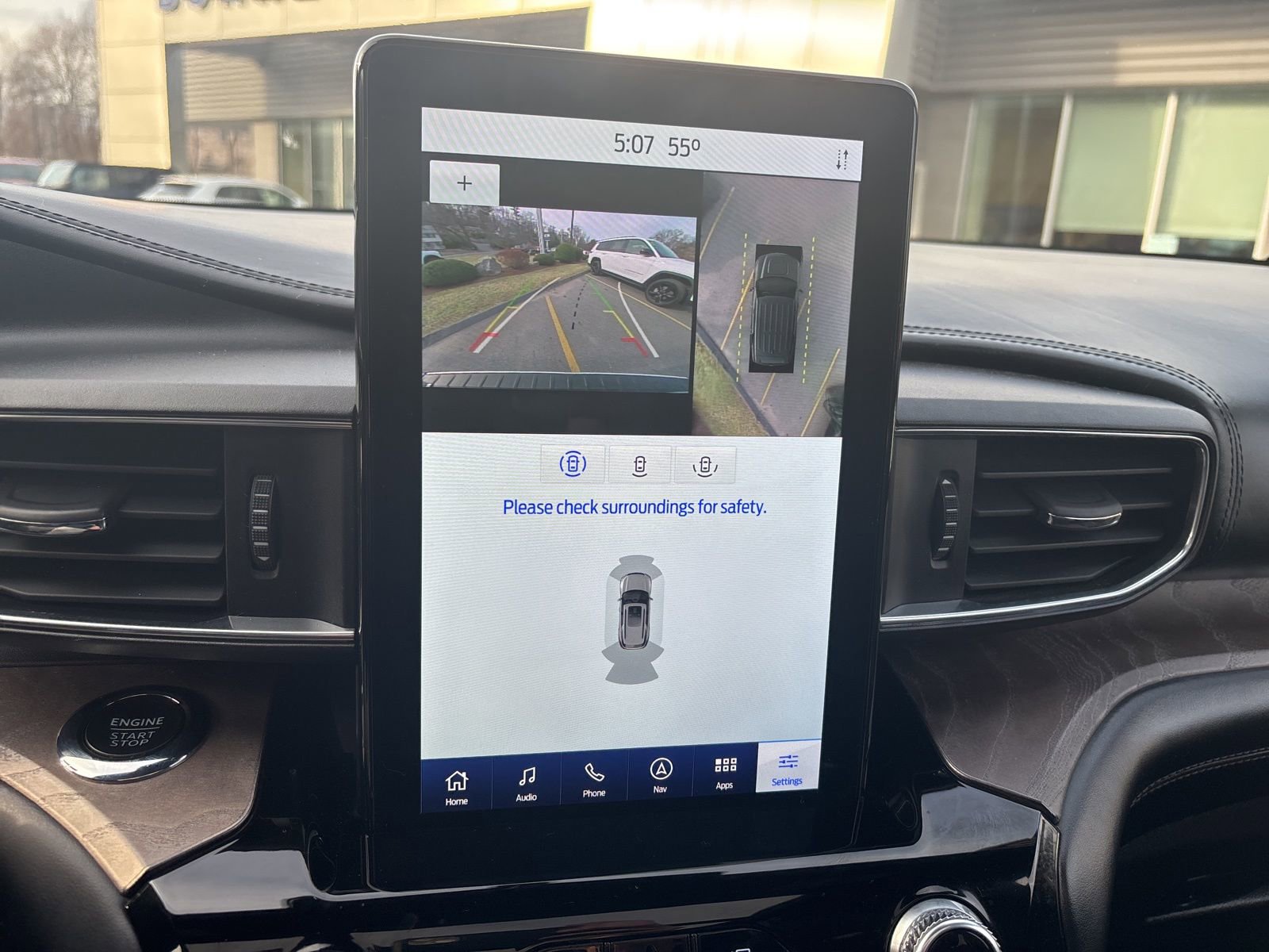 Used 2022 Ford Explorer Platinum w/ Equipment Group 601A image 20