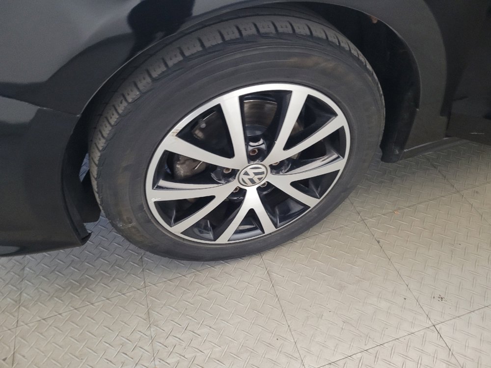 Used 2016 Volkswagen Jetta SE FWD image 31