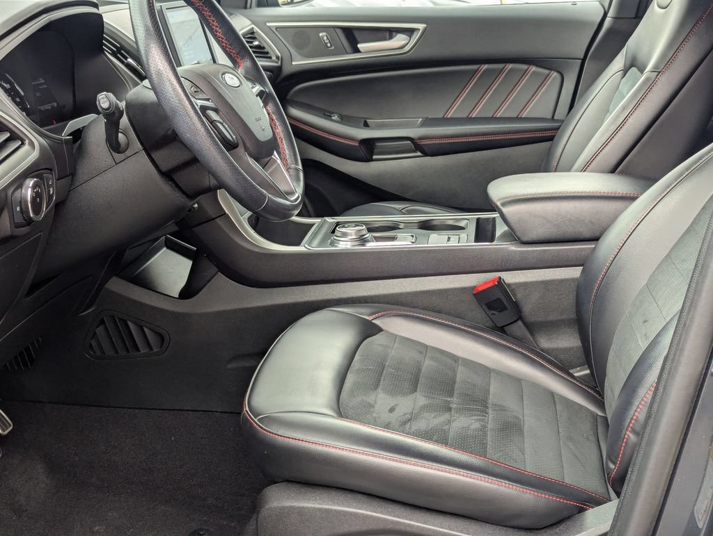 Used 2023 Ford Edge ST-Line AWD/4WD image 11