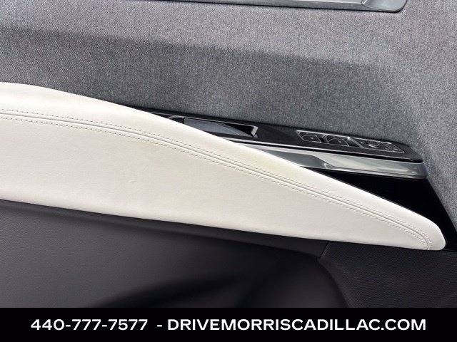 Certified 2025 Cadillac Escalade Sport Platinum w/ LPO, ONYX Package AWD/4WD image 31