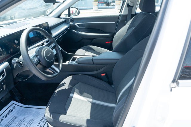 Used 2025 Hyundai Sonata SEL FWD image 18