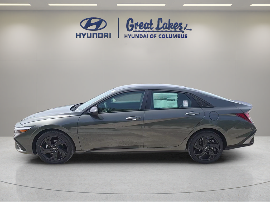 New 2026 Hyundai Elantra Sport FWD image 2