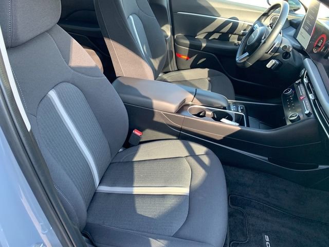 Certified 2025 Hyundai Sonata SEL FWD image 10