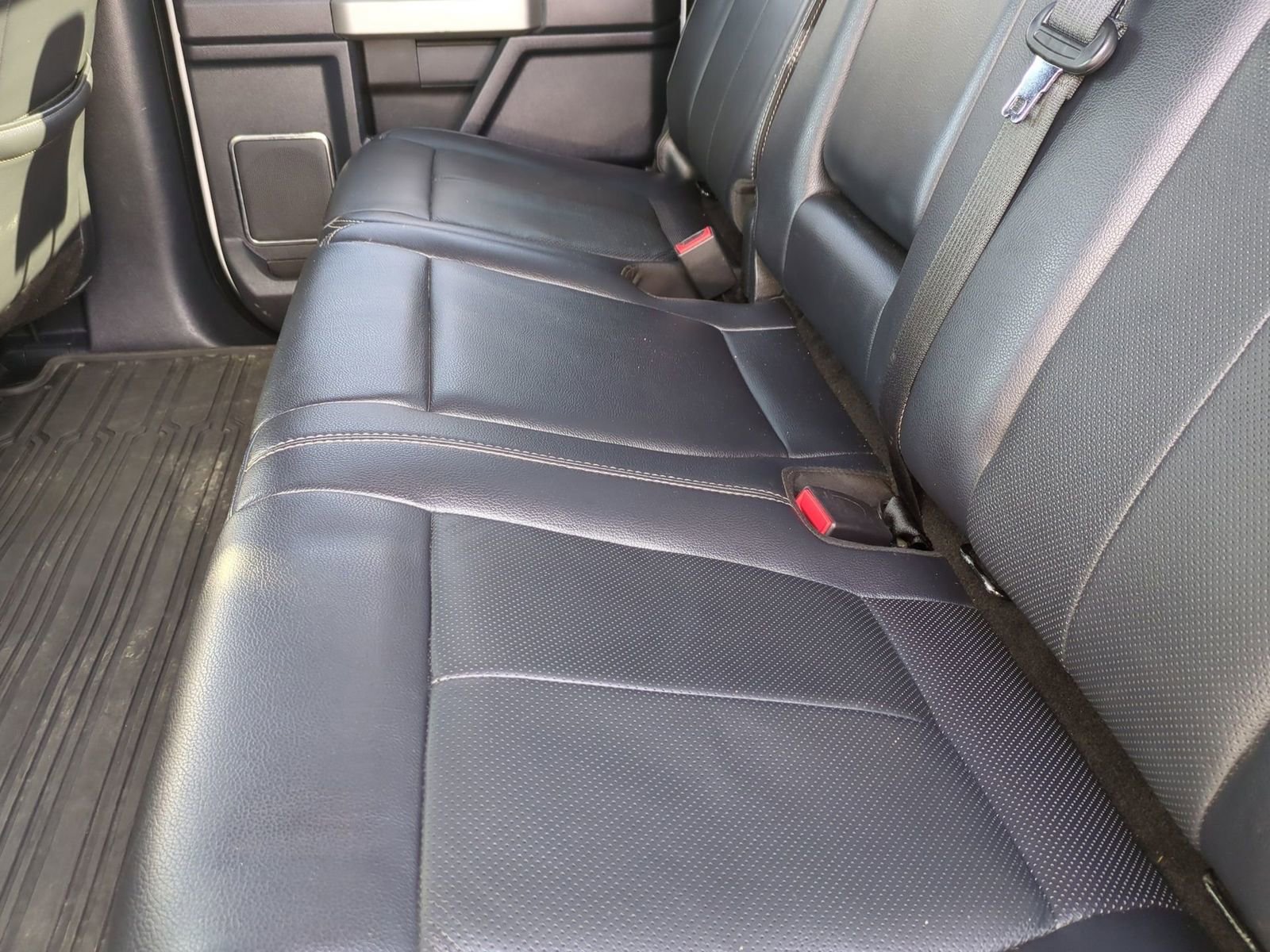 Used 2022 Ford F250 Lariat w/ Tremor Off-Road Package image 24