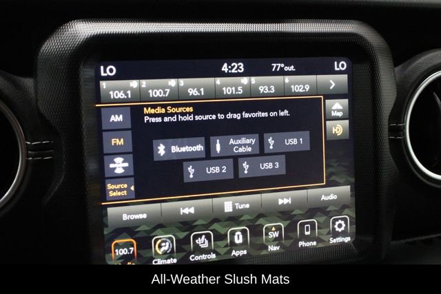 Used 2020 Jeep Gladiator Overland image 32